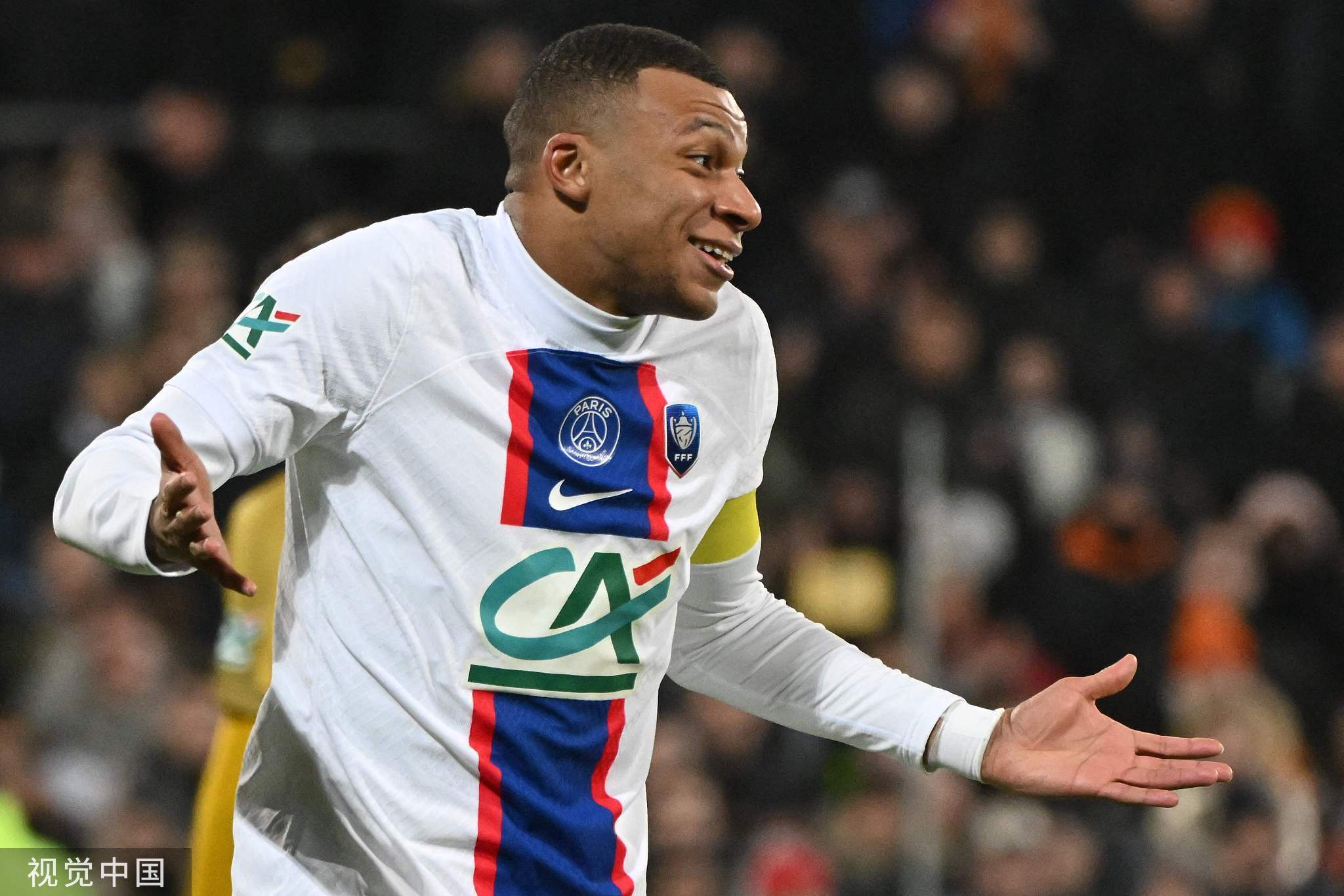 虎扑-关于今晨突围战来临;葡萄牙体育围绕法国杯绝杀压哨;压力陡增;高层口径保持一致的信息