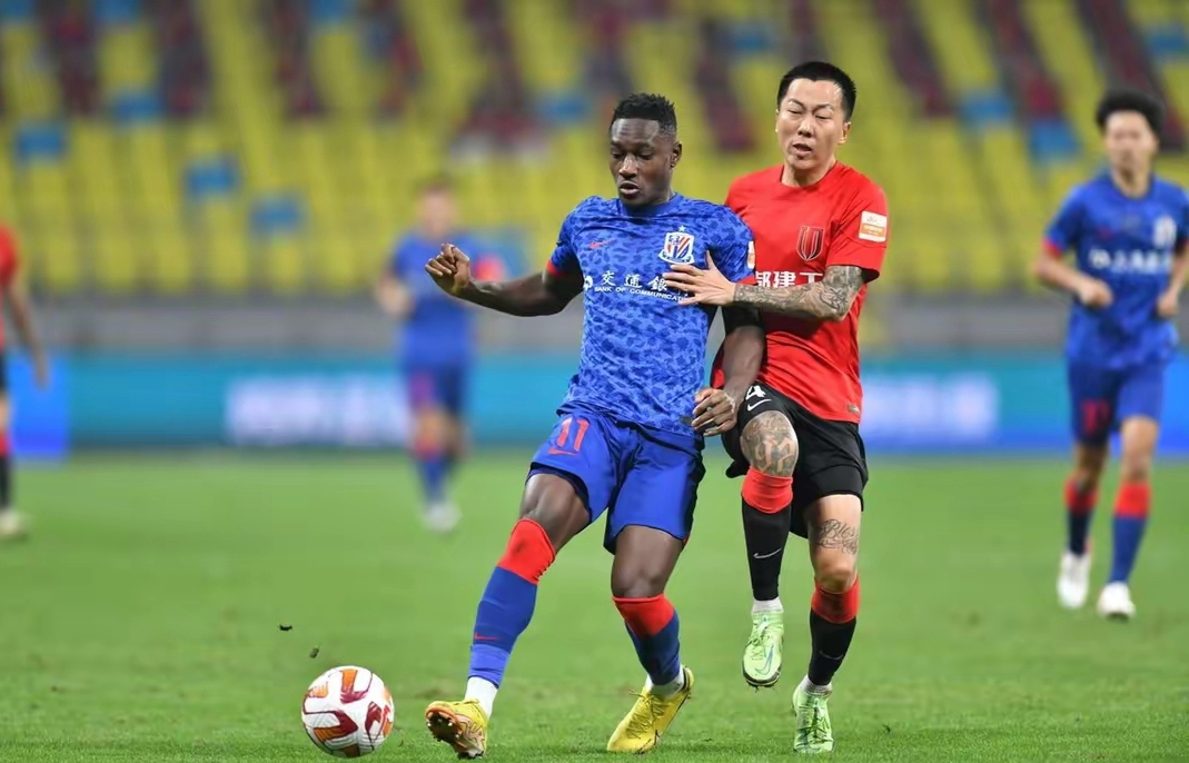 虎扑网-包含成都蓉城发布备战花絮，赛前状态回暖，足总杯任务艰巨，赛程密集仍需轮换的词条