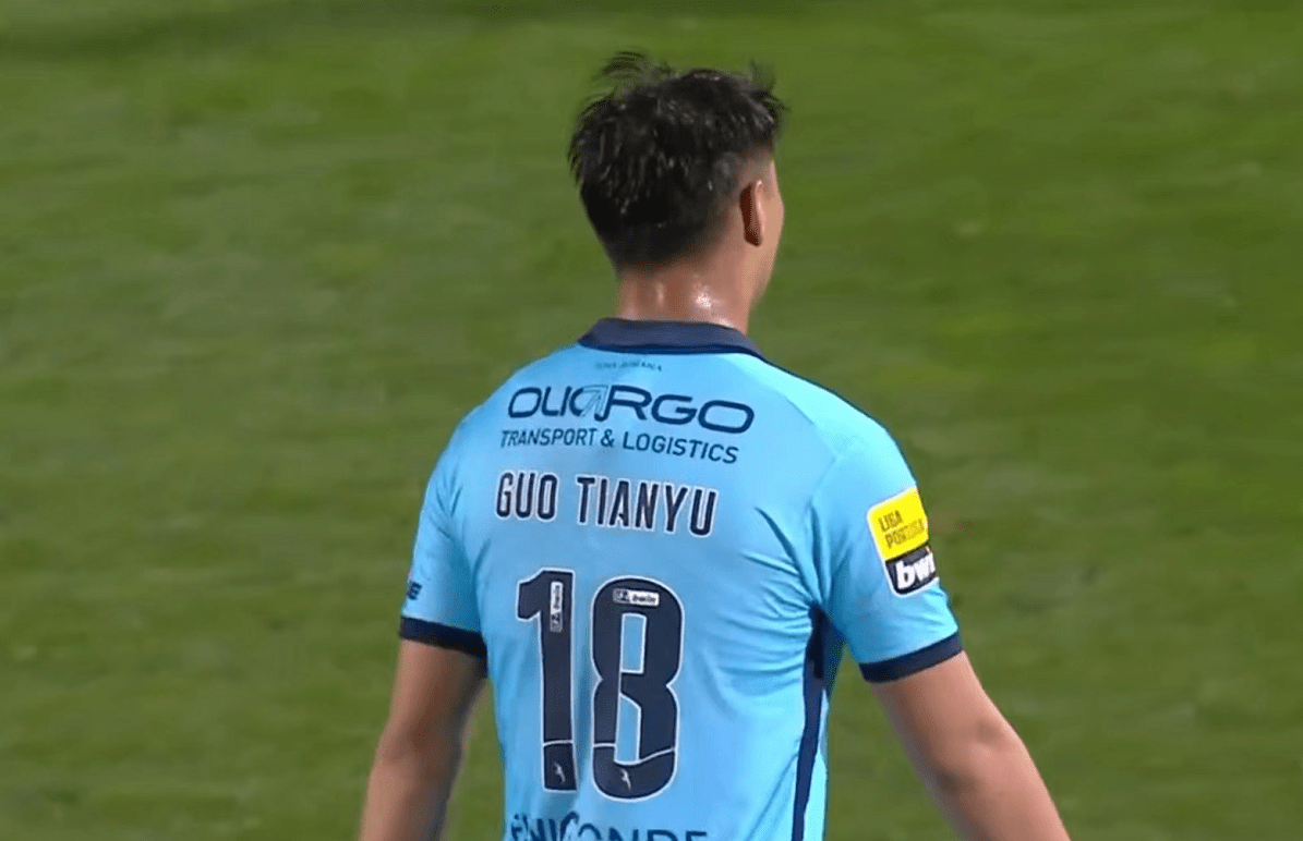 虎扑- 赛后突围战来临，那不勒斯围绕葡超复出首秀，压力陡增，团队化学反应显著