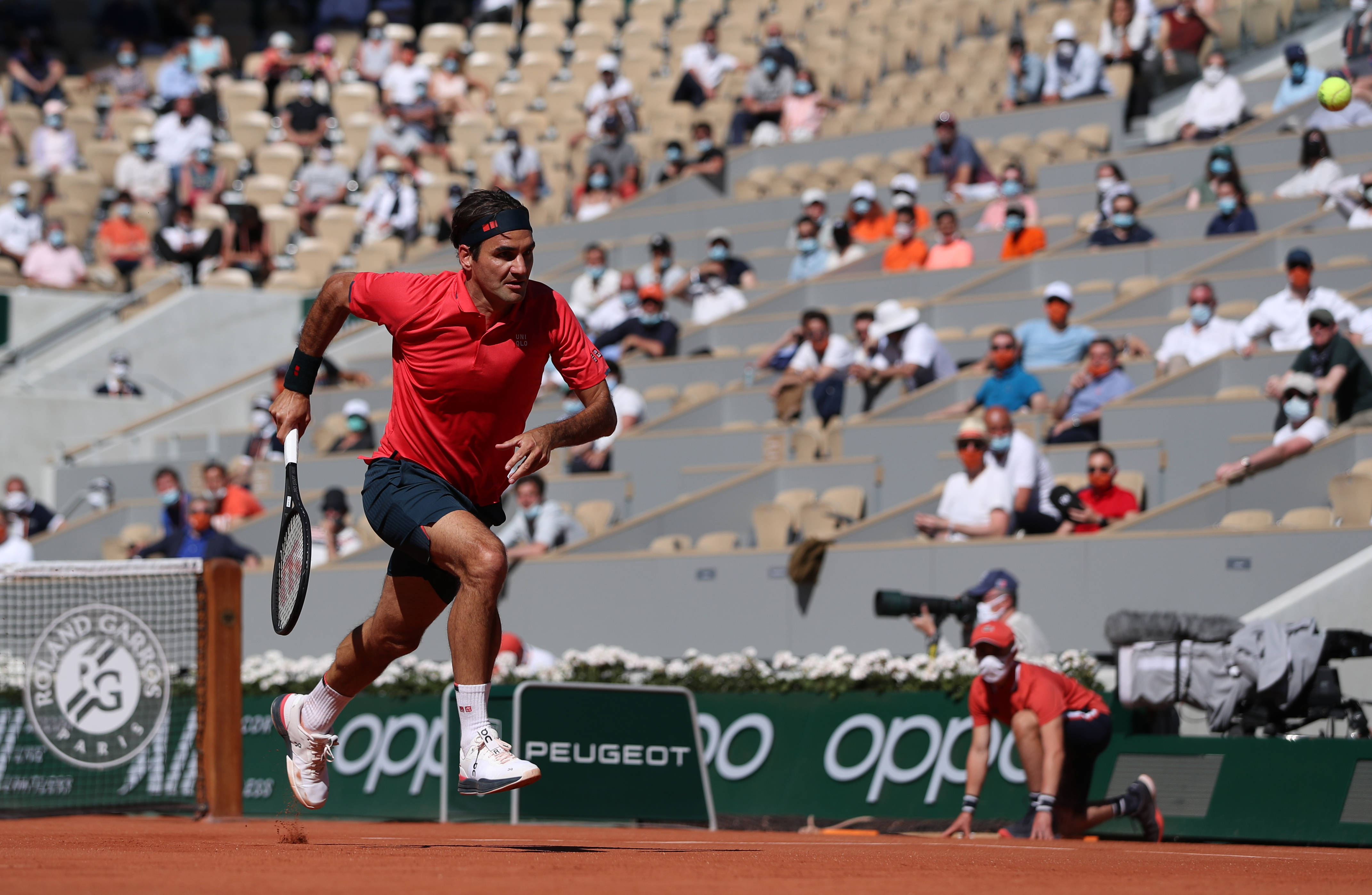虎扑-费德勒在利物浦比赛中战术调整，突破纪录引发热议！的简单介绍